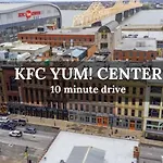 Best Derby Location 9-Mins To Churchill Downs