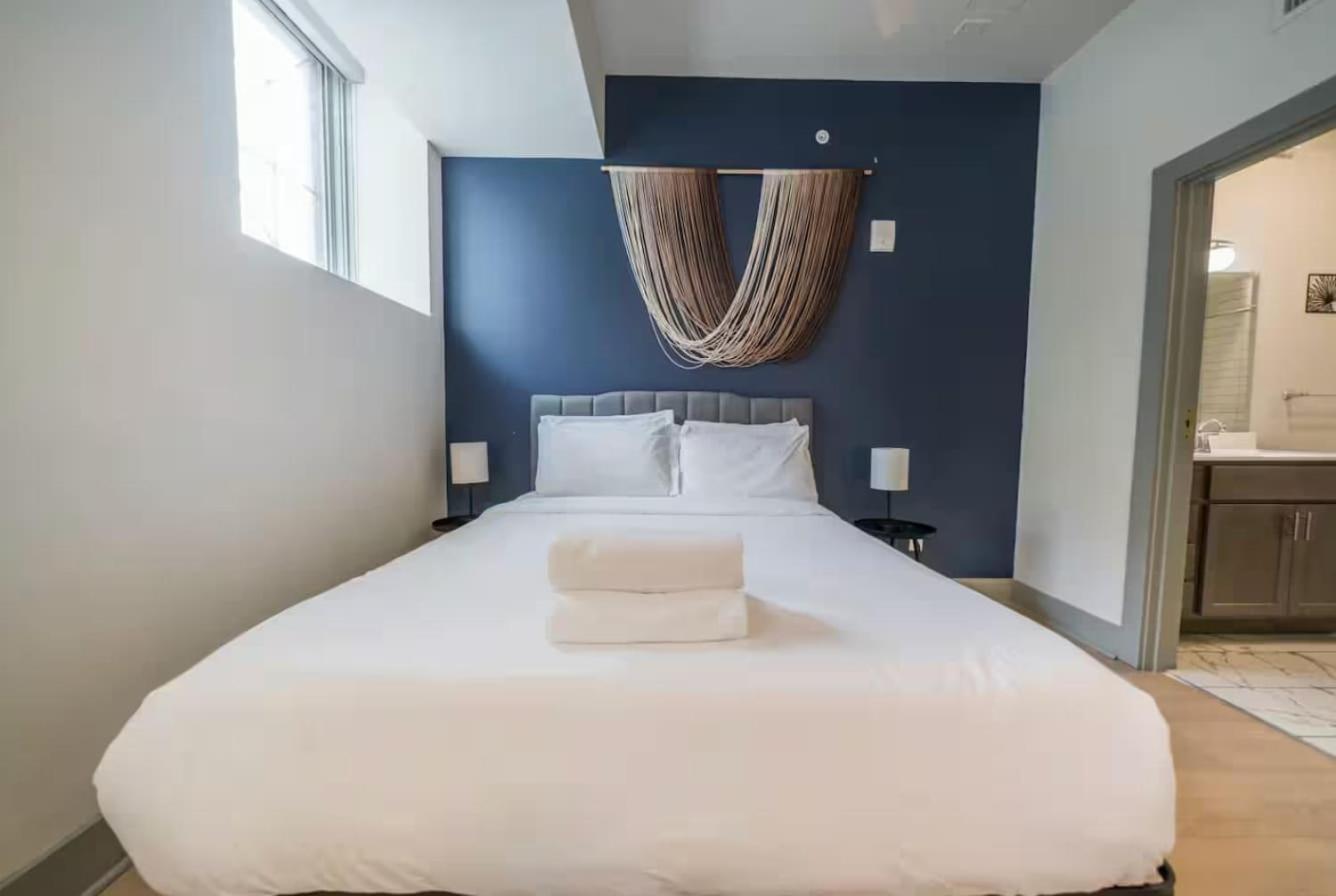 Apartment Derby Location 9-mins To Churchill Downs *