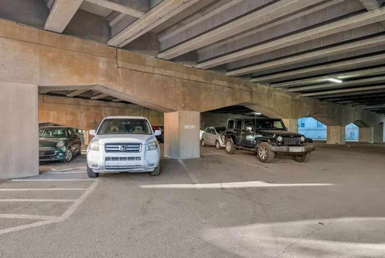 Derby Location 9-mins To Churchill Downs Apartment Louisville