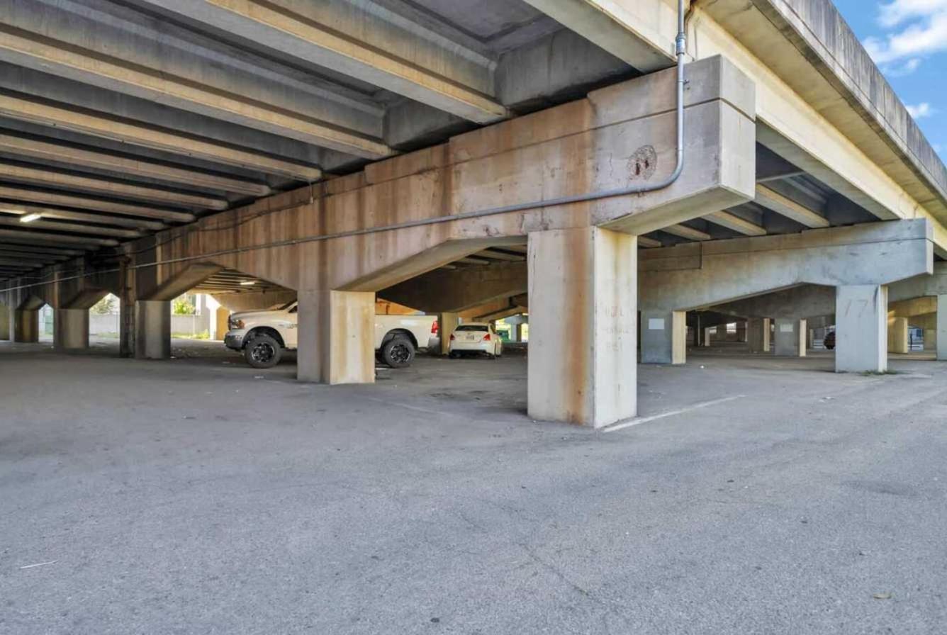 Apartment Derby Location 9-mins To Churchill Downs Louisville