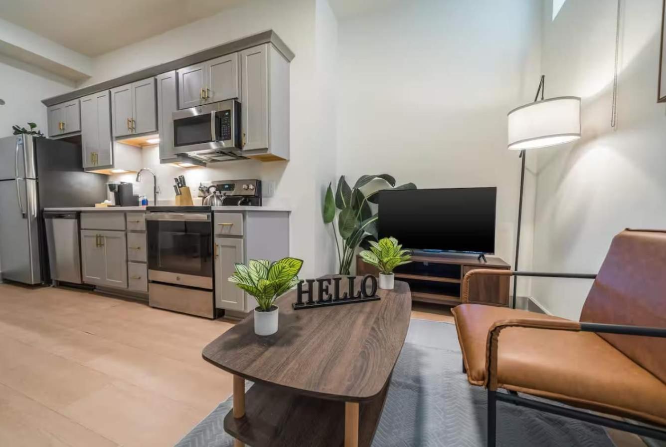 Apartment Derby Location 9-mins To Churchill Downs Louisville