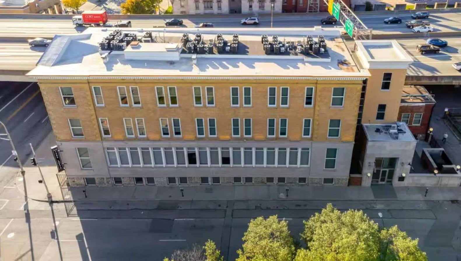 Derby Location 9-mins To Churchill Downs Apartment Louisville